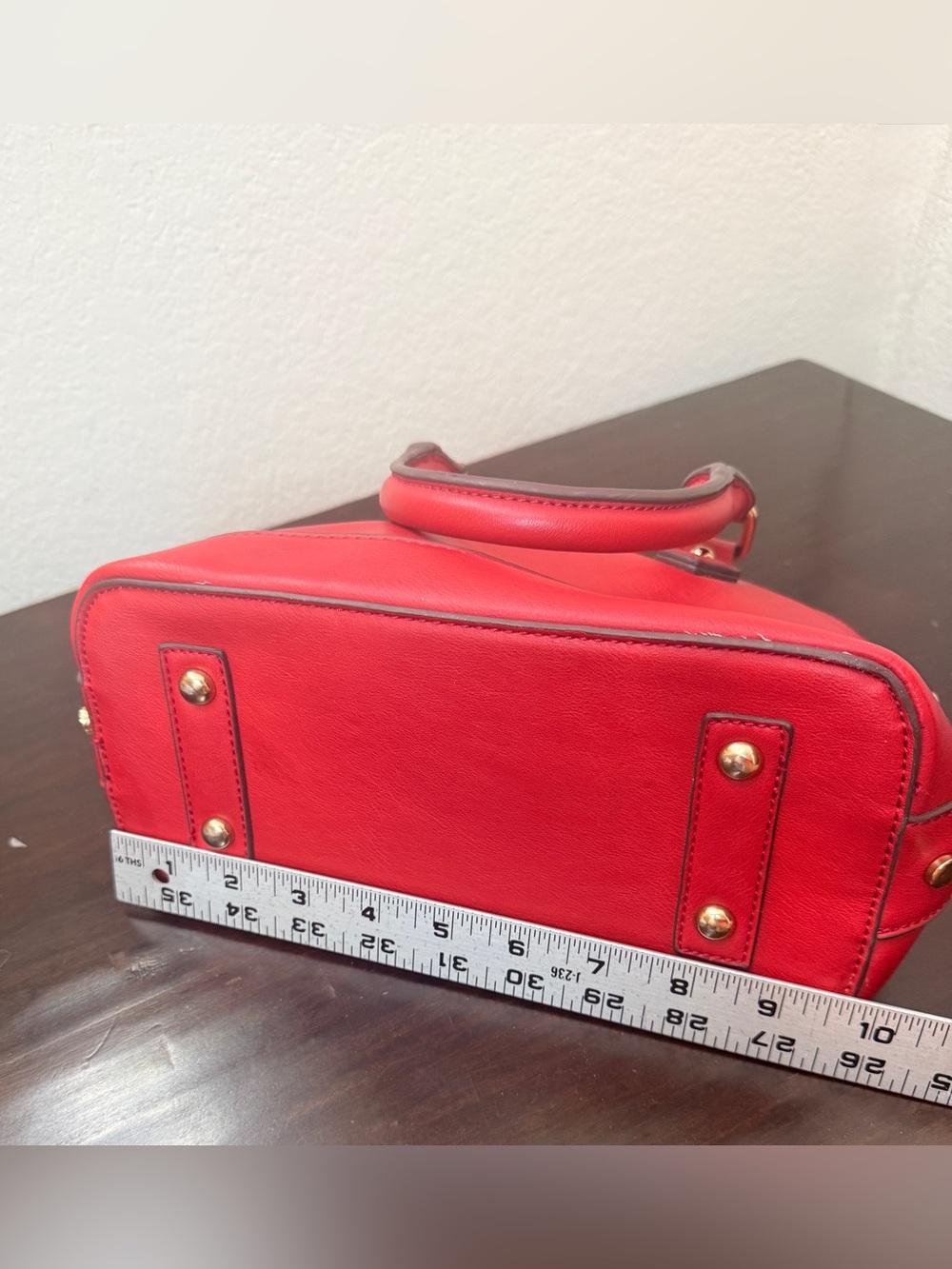Coco + Carmen Red Dome
Satchel Handbag | Gold
Hardware | rolled handles
EUC - Picture 10 of 12